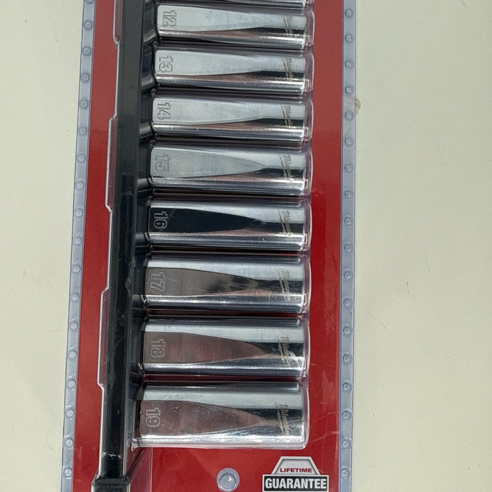 New Sealed Milwaukee 48-22-9505 3/8" Drive Deep Well Metric Socket Set - 10pc - Picture 6 of 6